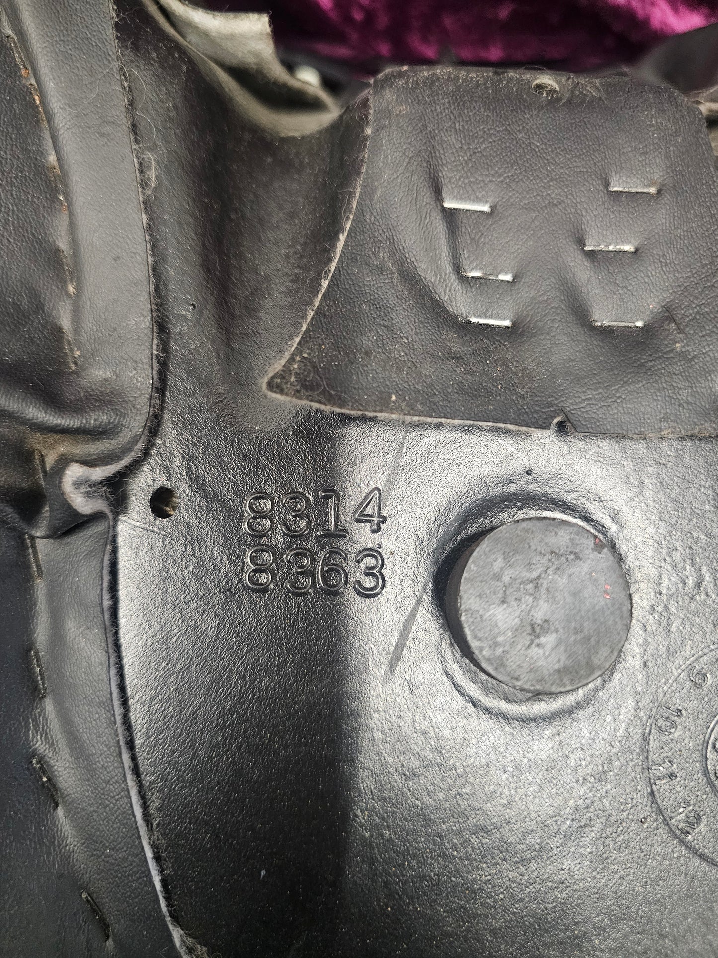 Harley Davidson OEM 83148363 Seat